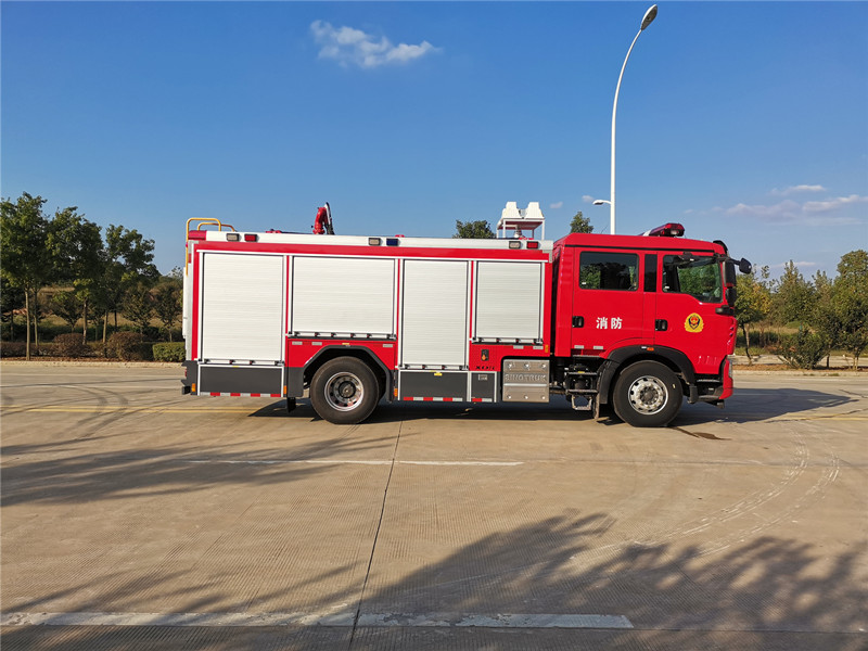 重汽A类泡沫主战消防车